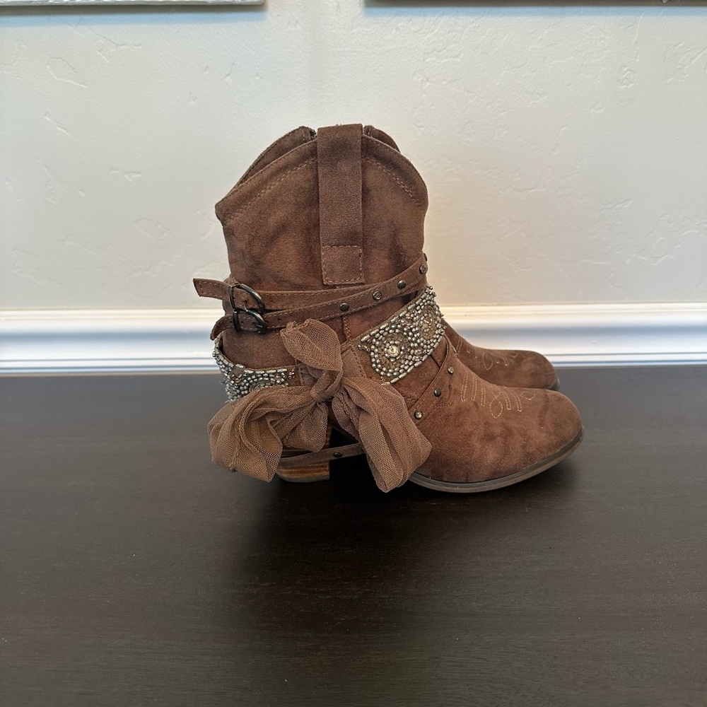 Not Rated Brown Beaded Boots Fairy